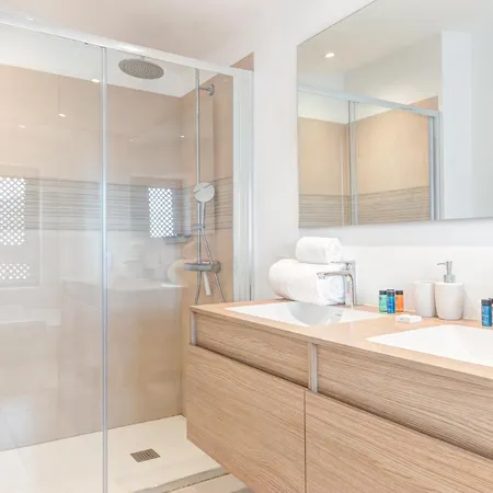 Bentor 3-1 Penthouse Jacuzzi Pool View 3b Palm-mar
