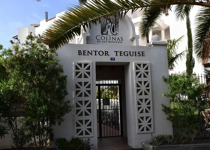 Bentor 3-1 Penthouse Jacuzzi Pool View 3b